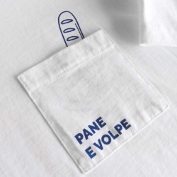 T-shirt bianca con taschino