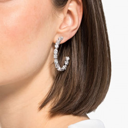Swarovski - Orecchini a cerchio Tennis Deluxe Cristalli a taglio misto, Bianco,
