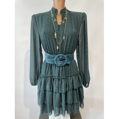 Abito fantasia con balze.