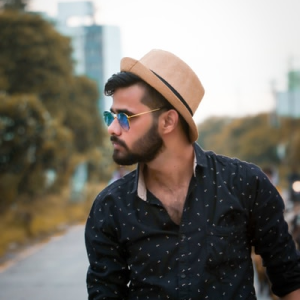 Uomo